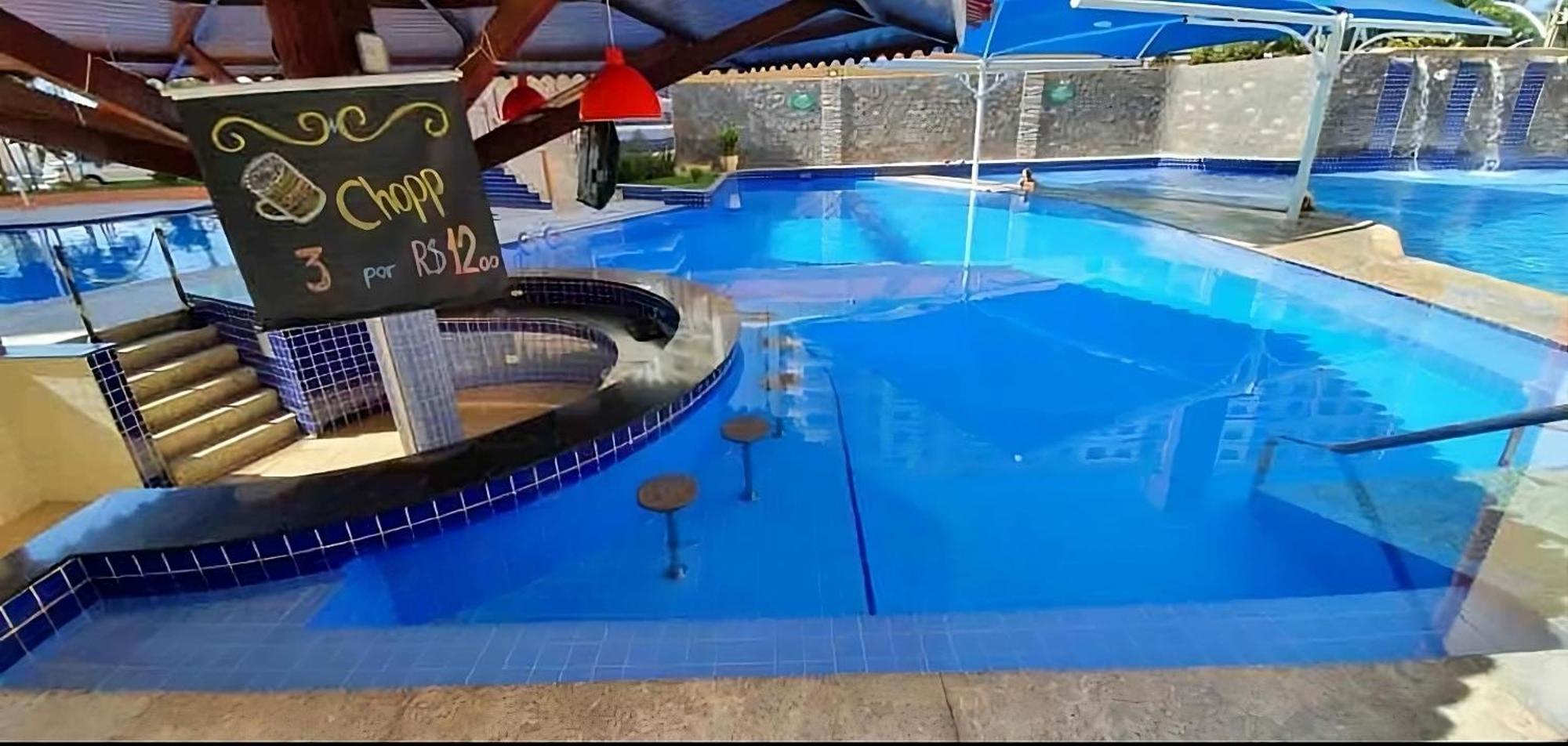 House Relax Parque Das Aguas Quentes - Ape 2 Quartos カルダス・ノバス エクステリア 写真